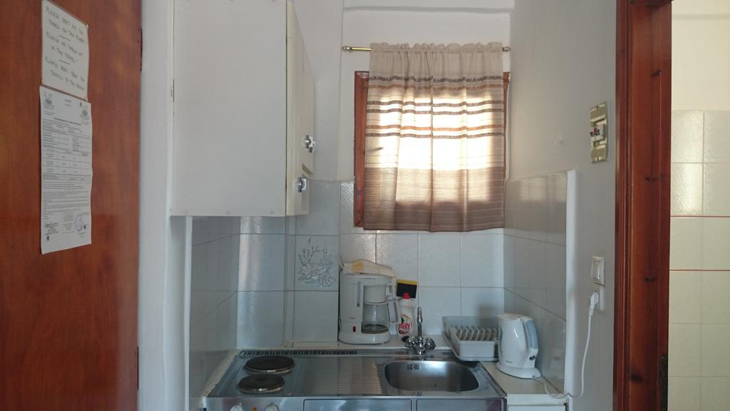 Kamelia Apartment กอกการี ภายนอก รูปภาพ